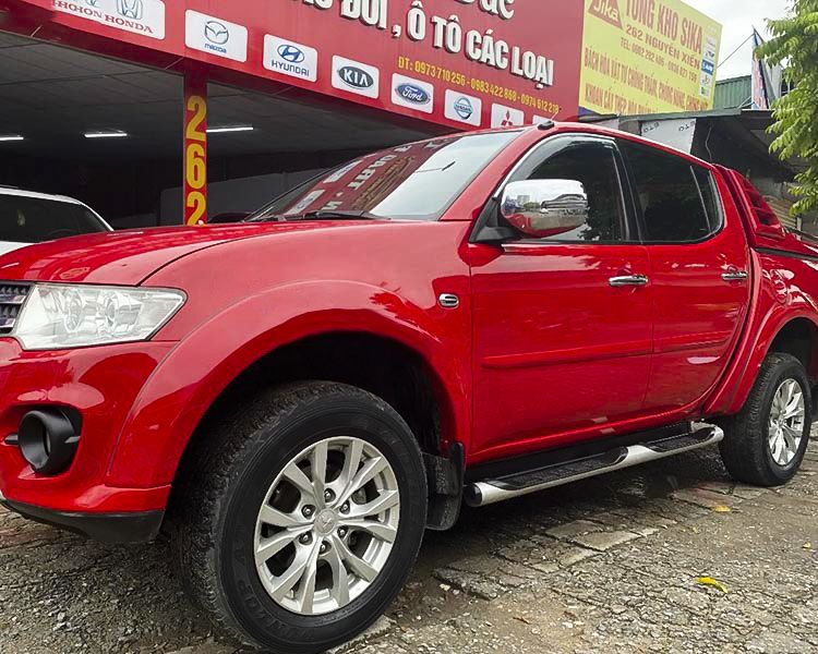 Mitsubishi Triton   4x4AT  2014 - Bán xe Mitsubishi Triton 4x4AT đời 2014, màu đỏ, nhập khẩu nguyên chiếc 