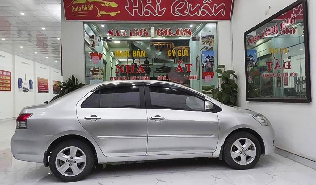 Toyota Vios   2008 - Bán Toyota Vios sản xuất năm 2008, màu bạc còn mới