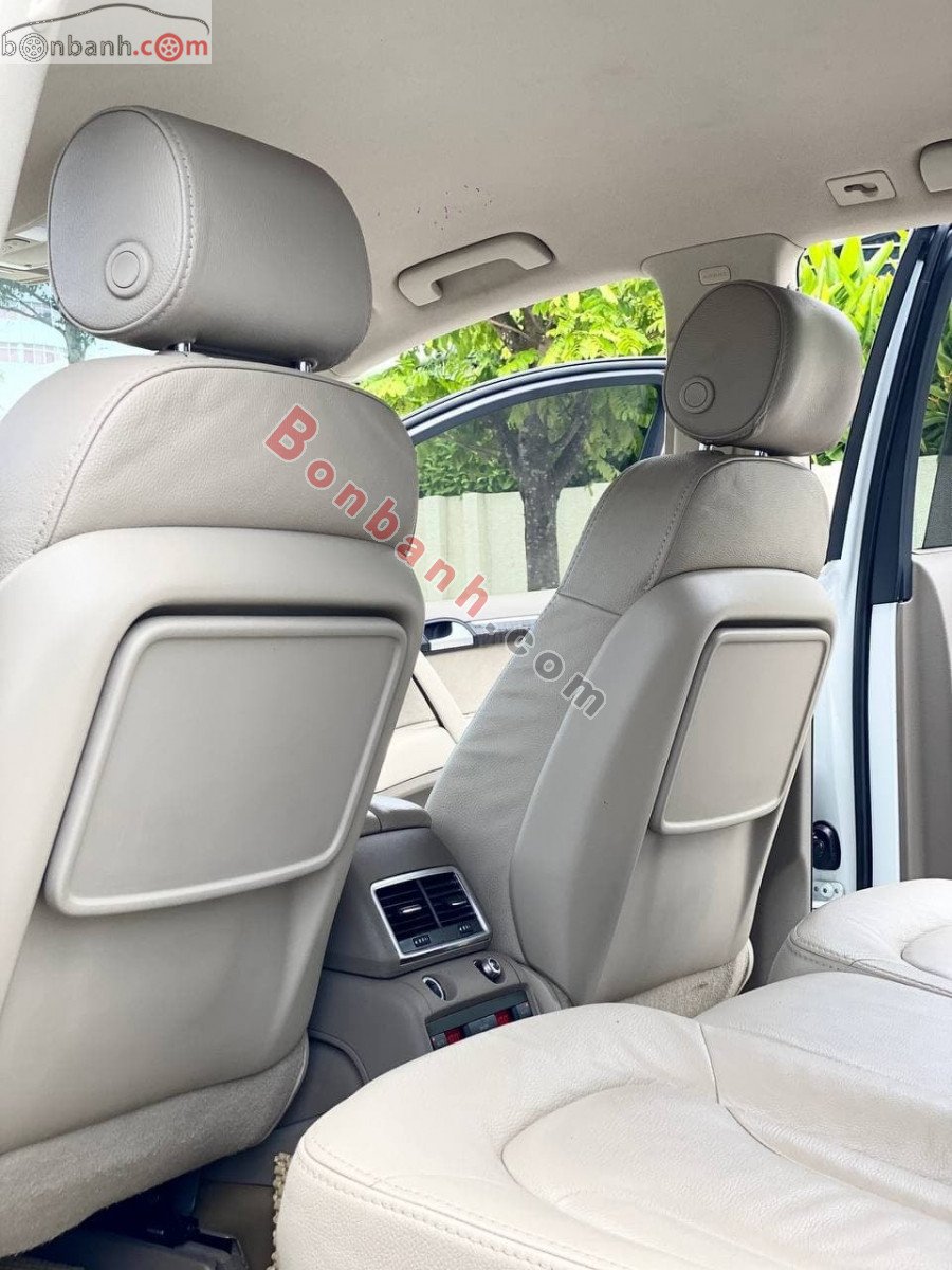 Audi Q7   3.0T   2013 - Cần bán Audi Q7 3.0T năm 2013, màu trắng, xe nhập