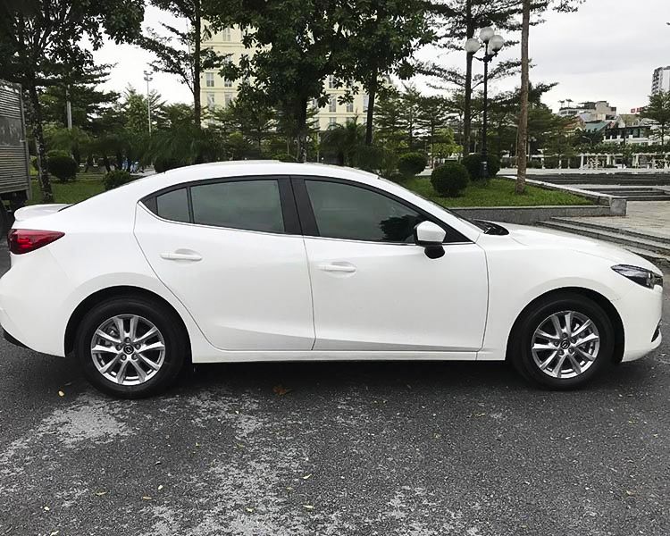 Mazda 3     2019 - Bán Mazda 3 đời 2019, màu trắng còn mới