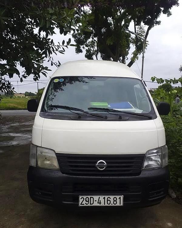 Nissan Urvan    2005 - Xe Nissan Urvan năm sản xuất 2005, màu trắng, nhập khẩu nguyên chiếc