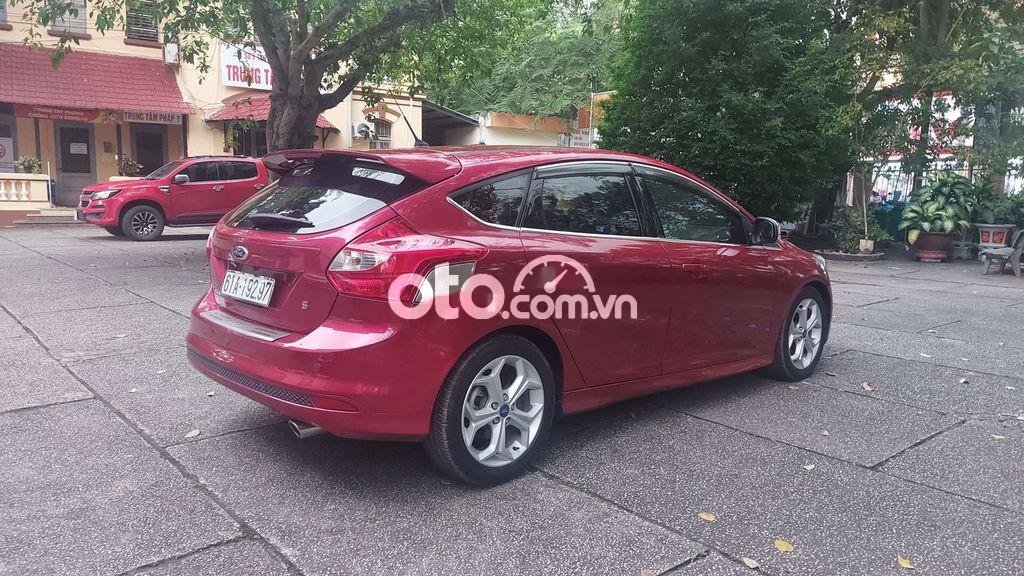 Ford Focus 2014 - Bán xe Ford Focus sản xuất năm 2014