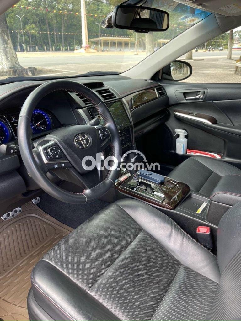 Toyota Camry 2.5Q  2016 - Bán xe Toyota Camry 2.5Q năm 2016, giá chỉ 860 triệu