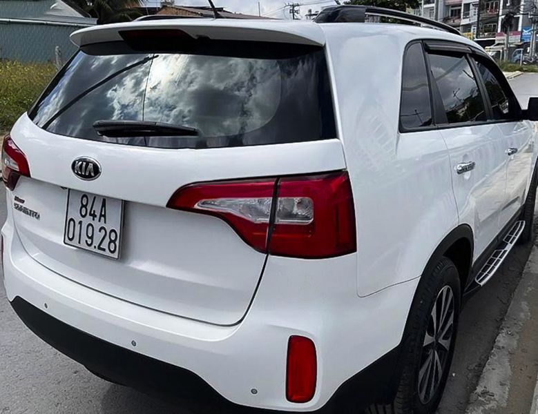 Kia Sorento   GAT  2016 - Bán xe Kia Sorento GAT đời 2016, màu trắng số tự động giá cạnh tranh