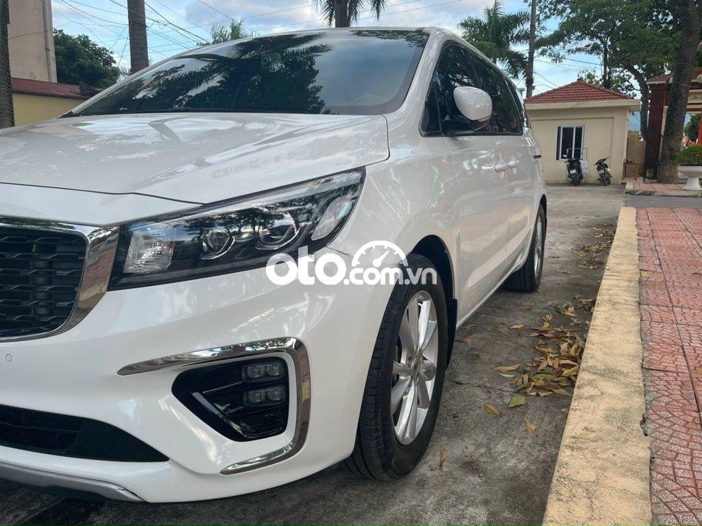 Kia Sedona   2019 - Cần bán xe Kia Sedona sản xuất 2019, màu trắng, nhập khẩu xe gia đình