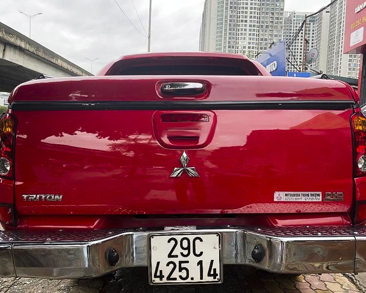 Mitsubishi Triton   4x4AT  2014 - Bán xe Mitsubishi Triton 4x4AT đời 2014, màu đỏ, nhập khẩu nguyên chiếc 