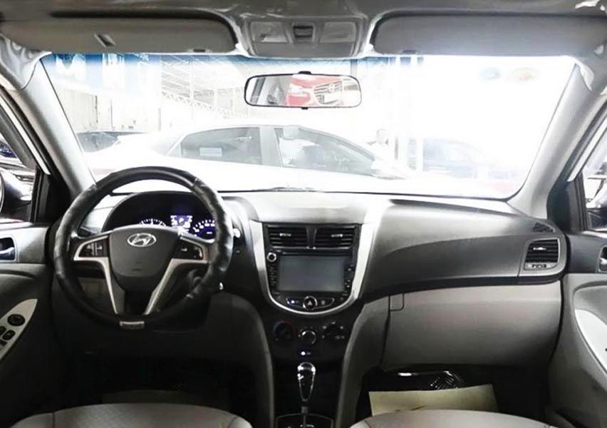 Hyundai Accent   1.4AT 2014 - Cần bán lại xe Hyundai Accent 1.4AT đời 2014, màu trắng, nhập khẩu  