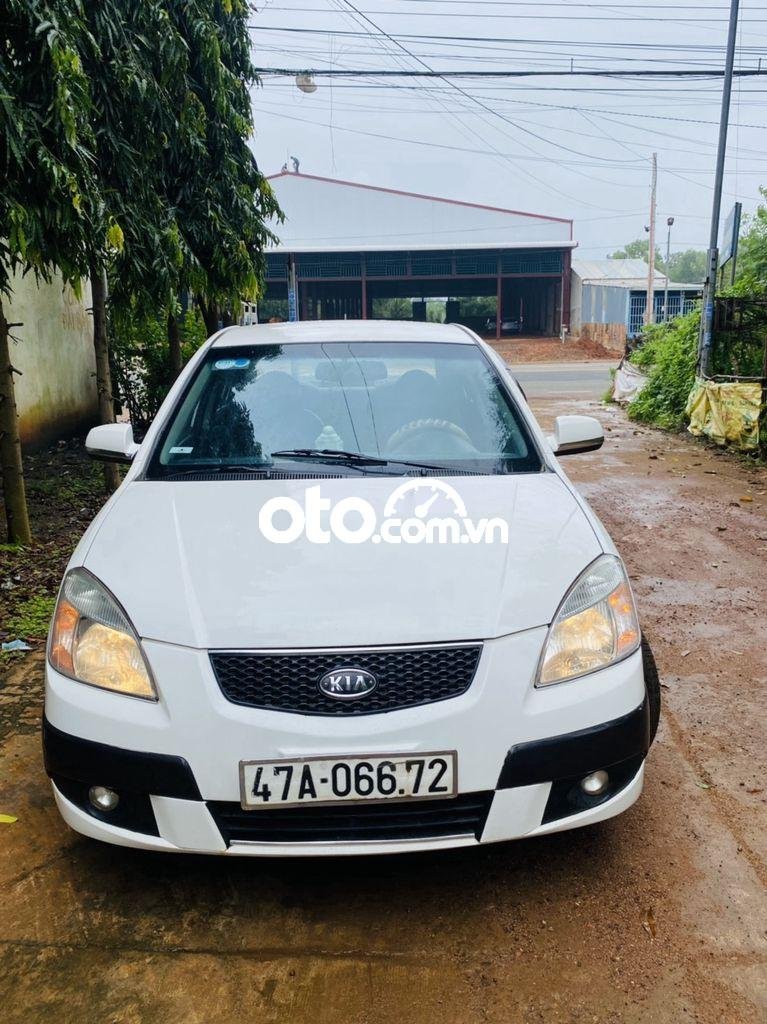 Kia Rio 2007 - Cần bán lại xe Kia Rio năm sản xuất 2007, màu trắng, xe nhập