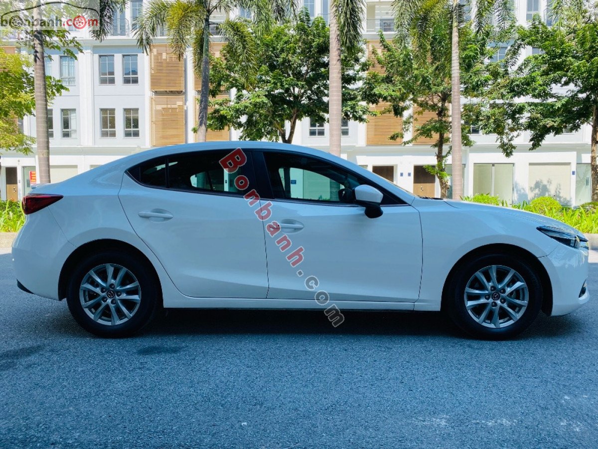 Mazda 3   1.5L Luxury  2019 - Bán Mazda 3 1.5L Luxury đời 2019, màu trắng, 595 triệu