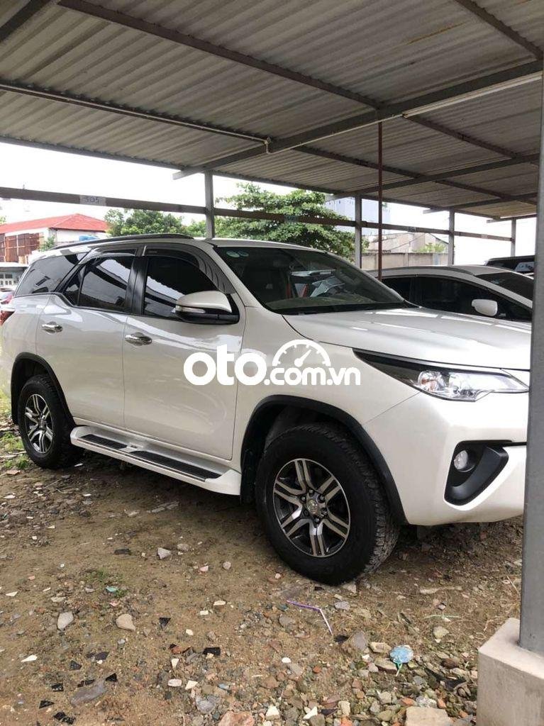 Toyota Fortuner 2017 - Cần bán xe Toyota Fortuner đời 2017, màu trắng, 730tr