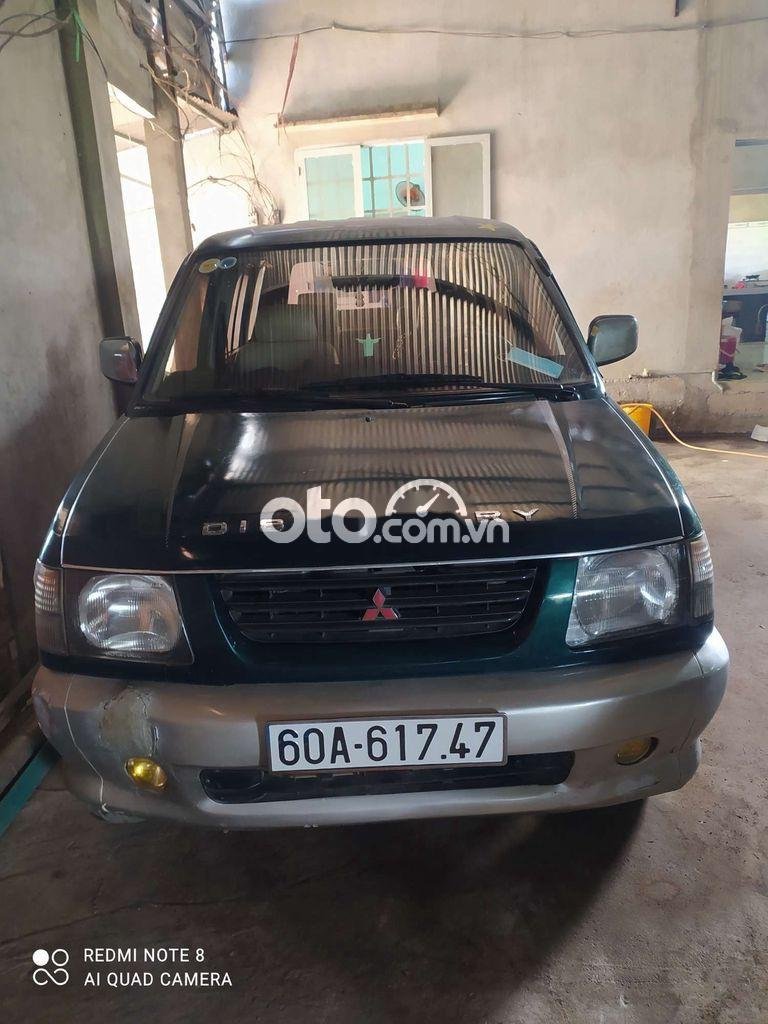 Mitsubishi Jolie 2000 - Cần bán gấp Mitsubishi Jolie sản xuất 2000, màu xanh