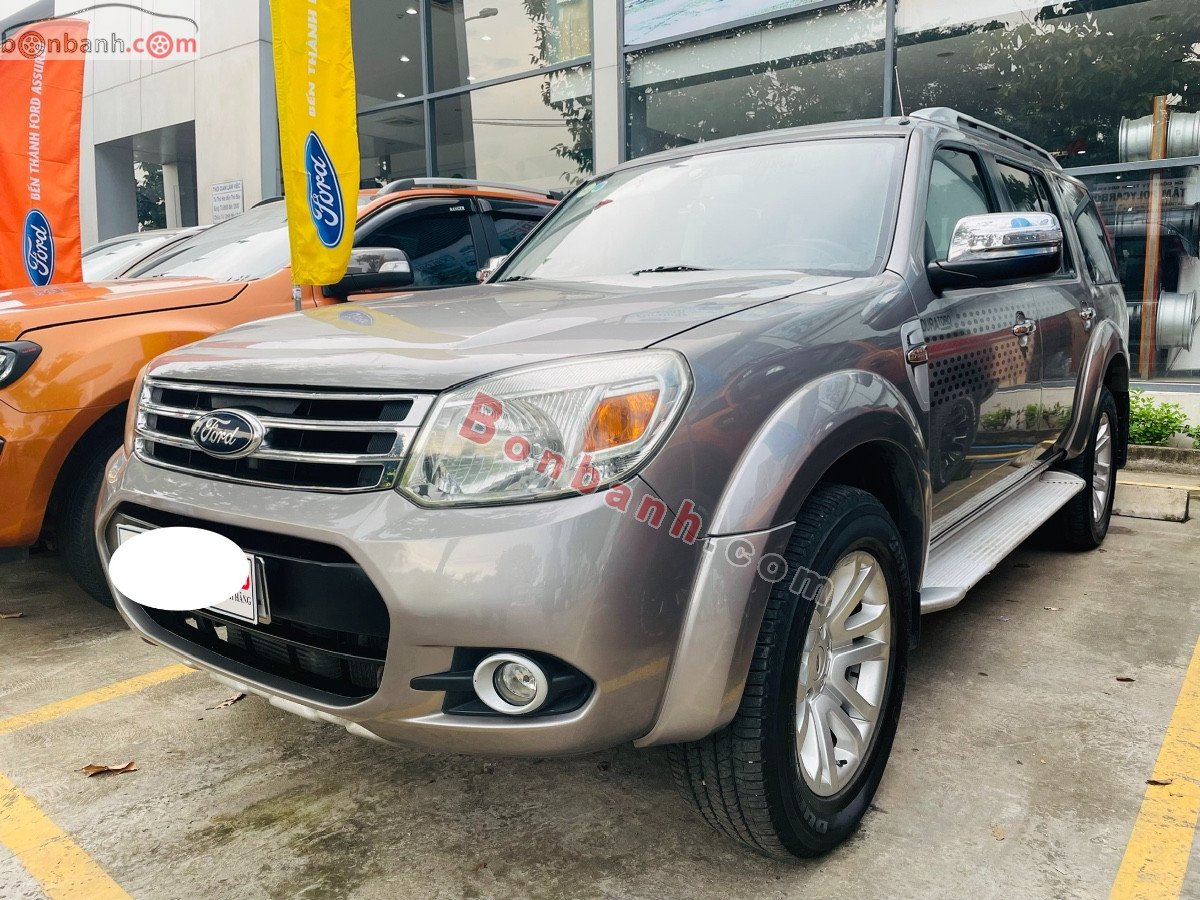 Ford Everest 2013 - Cần bán xe Ford Everest năm 2013, màu xám, 505tr