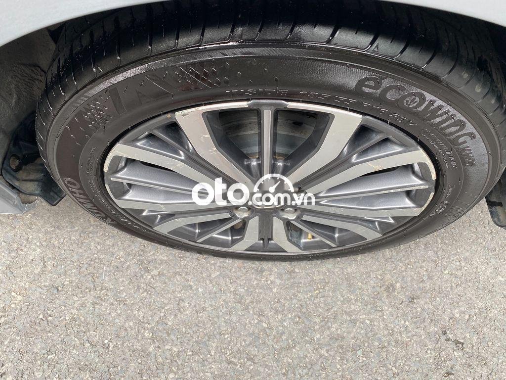 Honda City 1.5 CVT 2018 - Bán Honda City 1.5 CVT sản xuất 2018, màu bạc