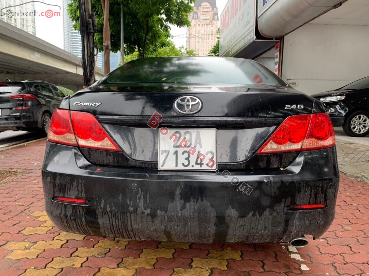 Toyota Camry   2.0E  2018 - Cần bán gấp Toyota Camry 2.0E sản xuất năm 2018, màu đen