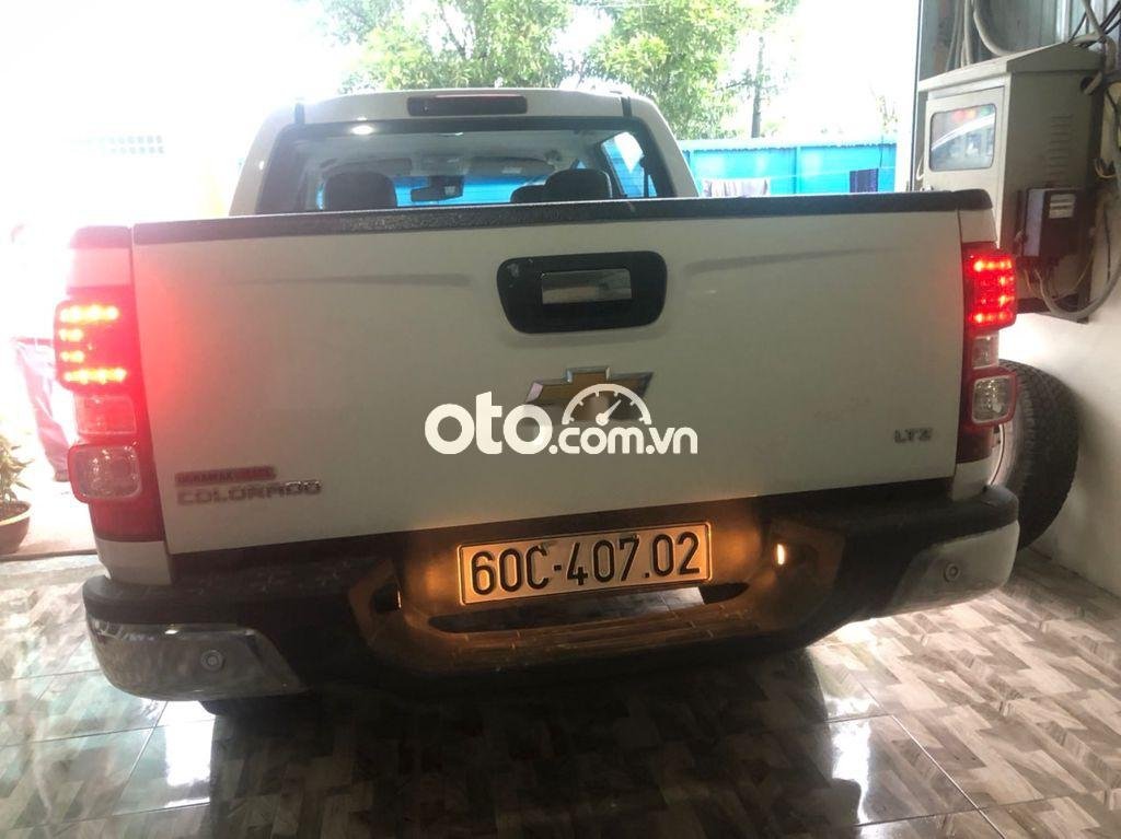 Chevrolet Colorado   LTZ 4x4 2018 - Cần bán gấp Chevrolet Colorado LTZ 4x4 sản xuất 2018, màu trắng, nhập khẩu giá cạnh tranh