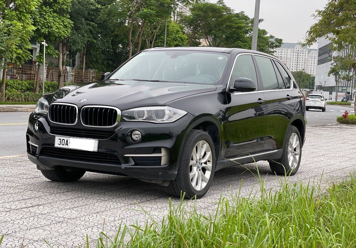 BMW X5   xDrive35i  2014 - Cần bán gấp BMW X5 xDrive35i năm sản xuất 2014, màu đen, nhập khẩu