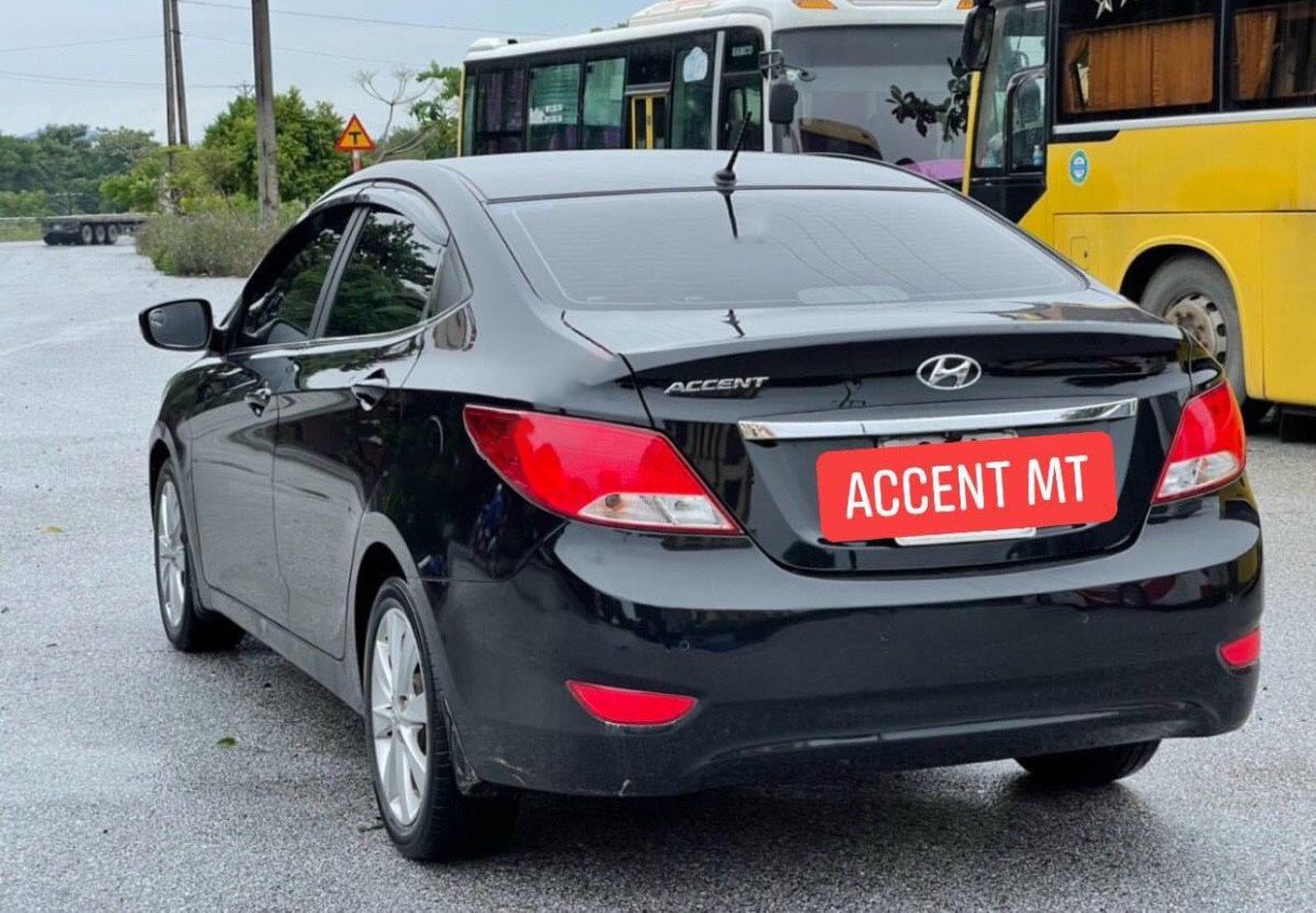 Hyundai Accent   1.4 MT blue 2015 - Bán ô tô Hyundai Accent 1.4 MT blue sản xuất 2015, màu đen, xe nhập  