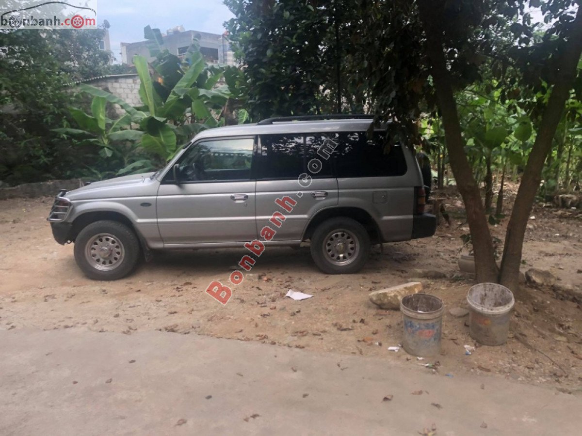 Mitsubishi Pajero 2003 - Cần bán Mitsubishi Pajero đời 2003, màu bạc, nhập khẩu, giá 170tr