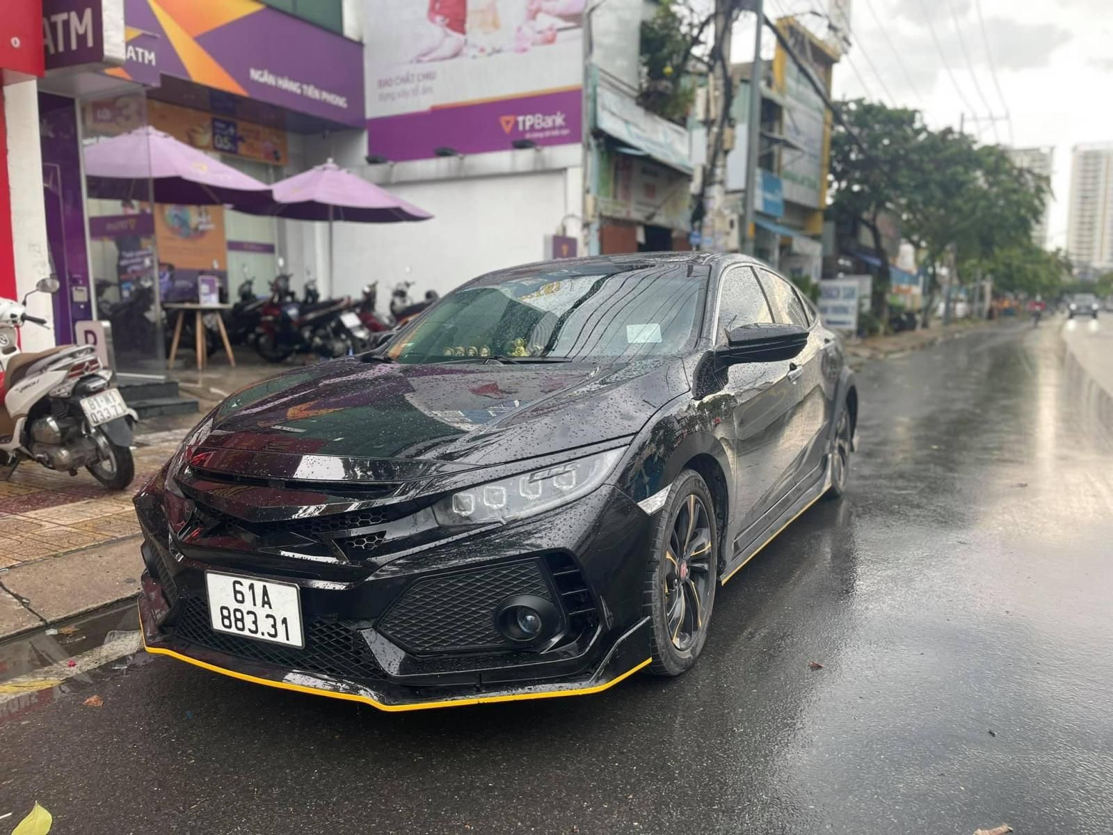 Honda Civic 1.8 AT 2018 - Bán ô tô Honda Civic 1.8 AT sản xuất năm 2018, 690tr