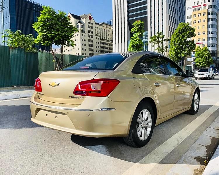 Chevrolet Cruze   LT 1.6 MT  2016 - Bán Chevrolet Cruze LT 1.6 MT sản xuất năm 2016, màu vàng  