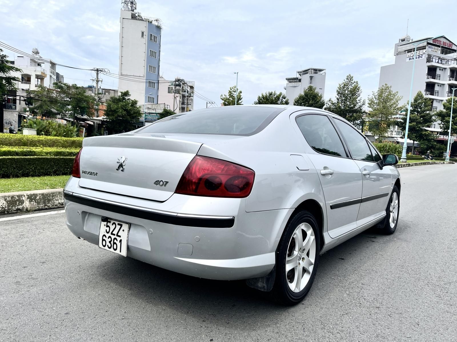 Peugeot 408  Limited 2008 - Peugeot 407 nhập mới pháp 2008 loại Limited full đồ chơi số