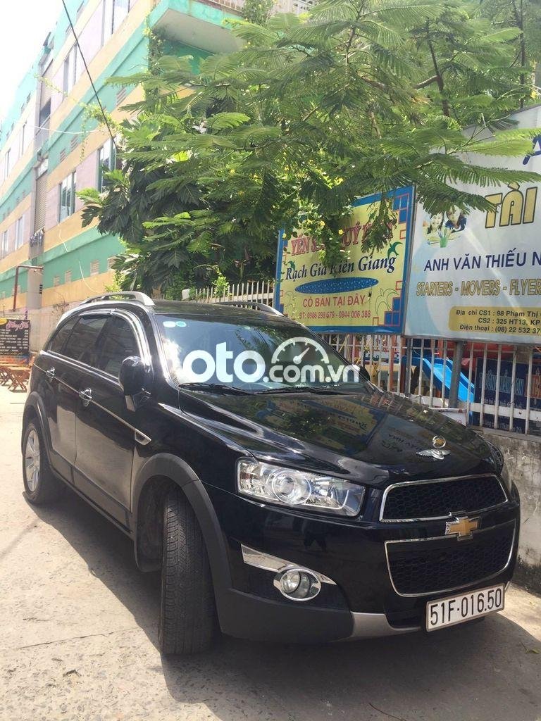 Chevrolet Captiva 2011 - Xe Chevrolet Captiva năm 2011, màu đen  