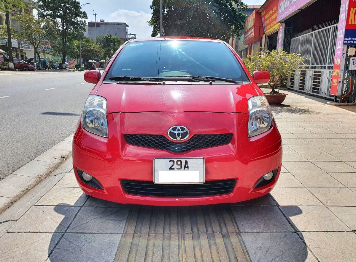 Toyota Yaris   1.3 AT  2010 - Bán Toyota Yaris 1.3 AT sản xuất 2010, màu đỏ, nhập khẩu nguyên chiếc