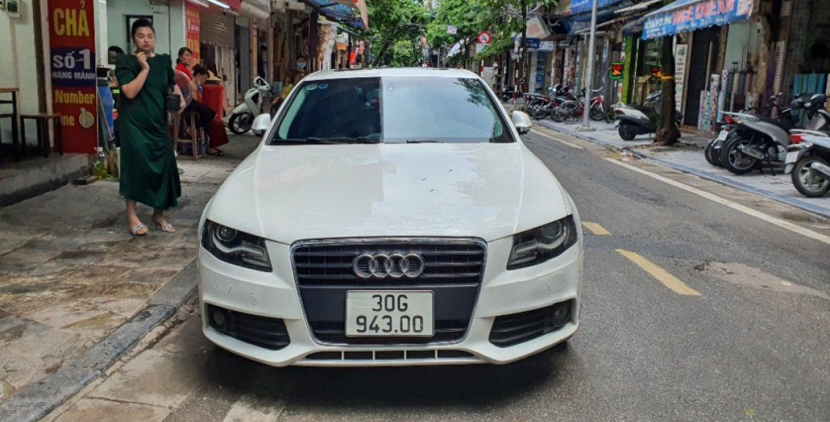 Audi A4 2009 - Cần bán lại xe Audi A4 sản xuất 2009, màu trắng, nhập khẩu nguyên chiếc ít sử dụng