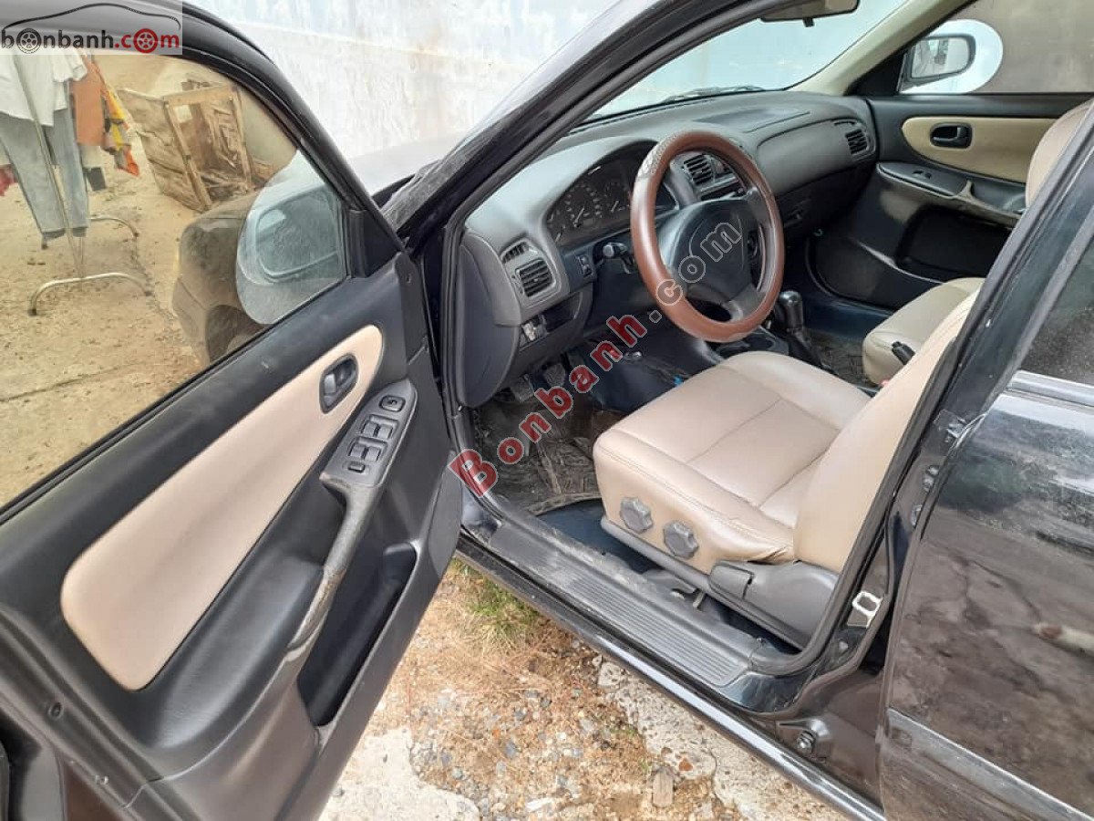 Mazda 626 2000 - Cần bán xe Mazda 626 2000, màu đen, giá 102tr