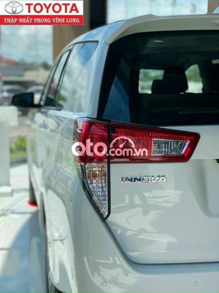 Toyota Innova 2021 - Bán Toyota Innova năm sản xuất 2021, giá 750tr