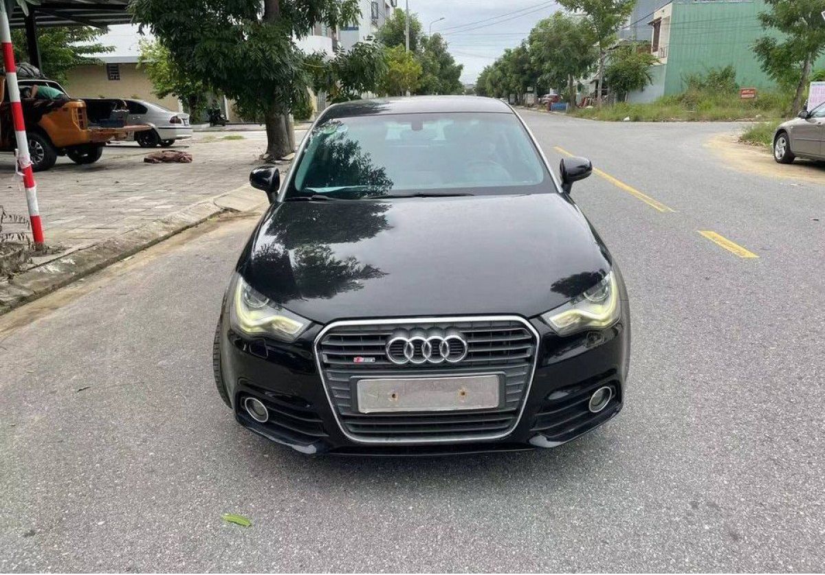 Audi A1    2010 - Xe Audi A1 2010, màu đen, xe nhập còn mới, 398tr