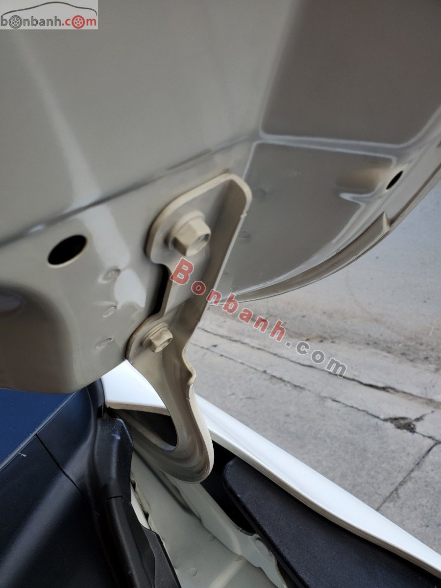 Kia Sedona   2.2D Luxury  2020 - Cần bán lại xe Kia Sedona 2.2D Luxury đời 2020, màu trắng