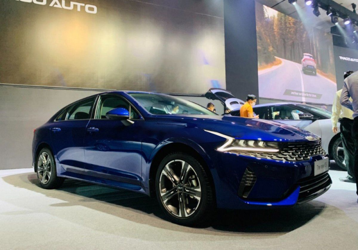 Kia K5   Luxury 2.0 AT   2021 - Cần bán xe Kia K5 Luxury 2.0 AT đời 2022, màu xanh lam