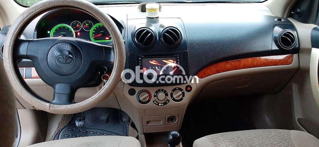 Daewoo Gentra 2008 - Cần bán Daewoo Gentra đời 2008, màu bạc còn mới