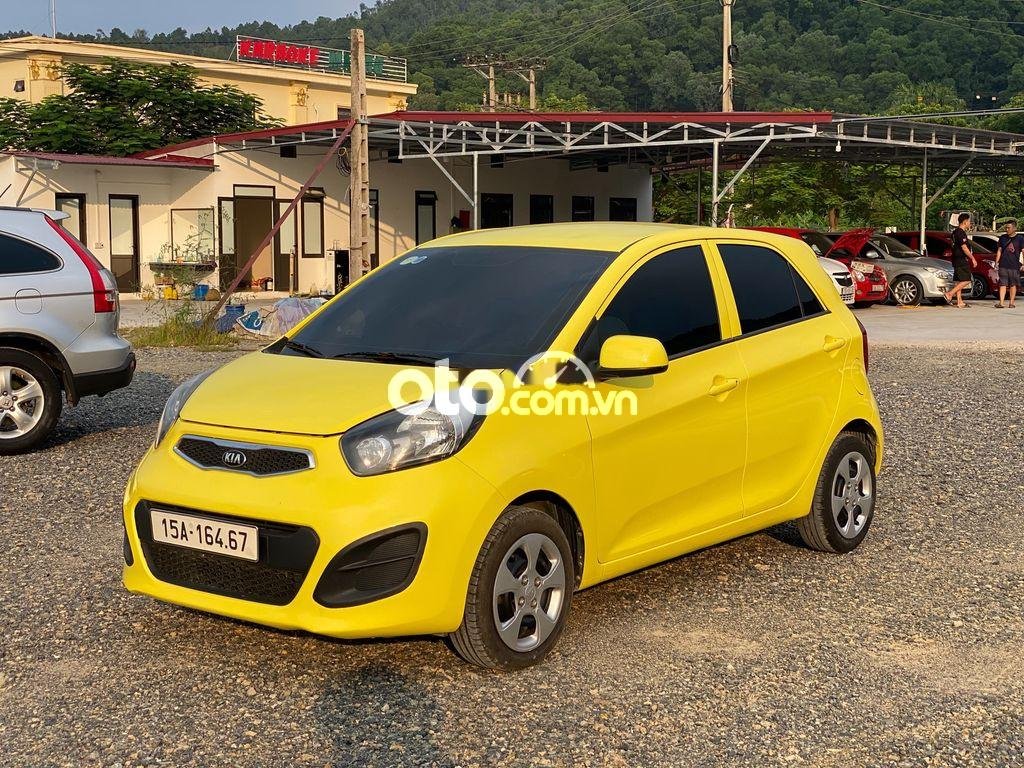 Kia Morning     2014 - Cần bán gấp Kia Morning năm 2014, màu vàng 