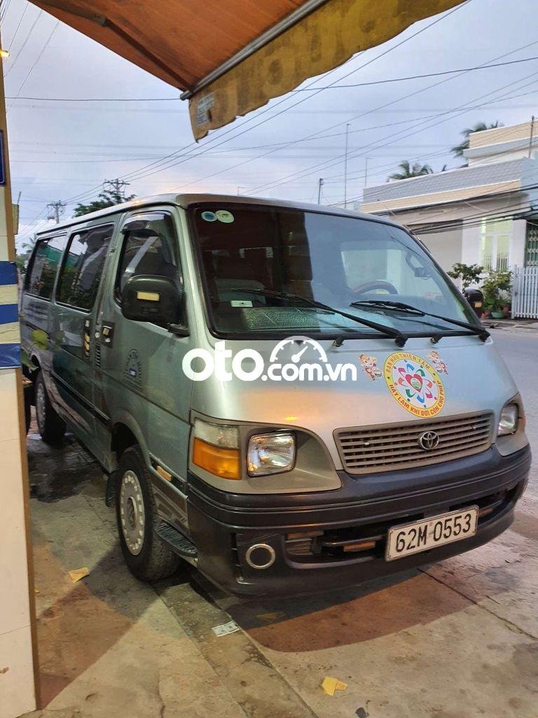 Toyota Hiace   2000 - Cần bán lại xe Toyota Hiace đời 2000