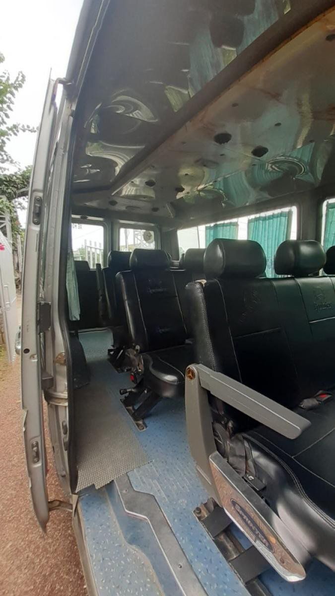 Mercedes-Benz Sprinter   2010 - Bán Mercedes Sprinter sản xuất 2010, màu bạc, 163tr