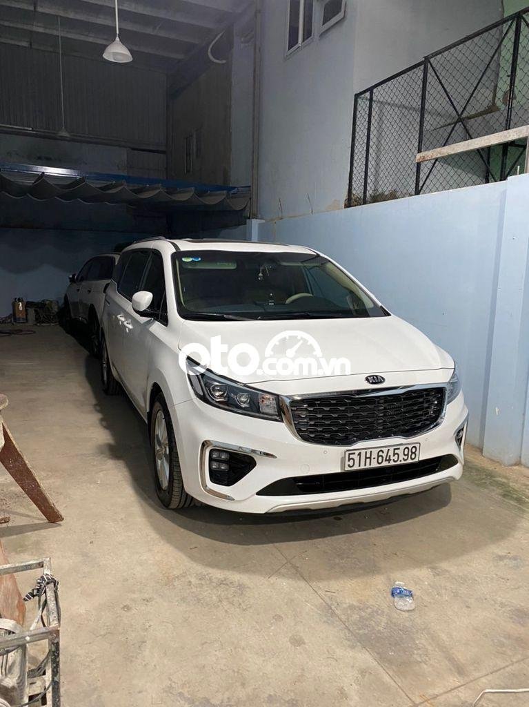 Kia Sedona 2020 - Cần bán Kia Sedona đời 2020, màu trắng còn mới