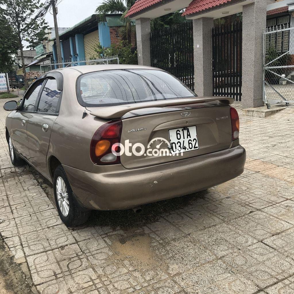 Daewoo Lanos 2002 - Cần bán Daewoo Lanos đời 2002, màu nâu, nhập khẩu nguyên chiếc, giá tốt