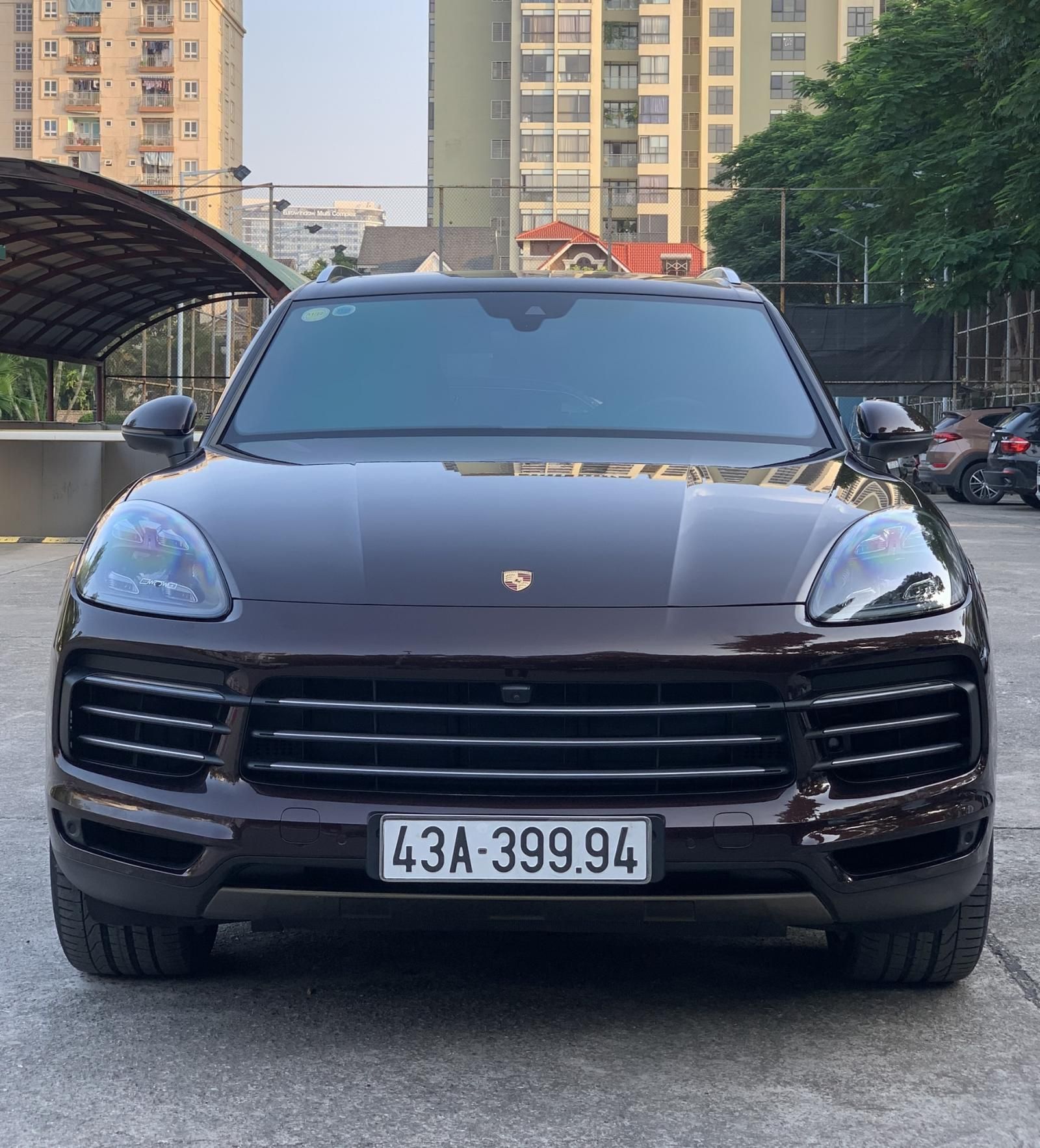 Porsche Cayenne 2019 - Màu nâu, nội thất kem