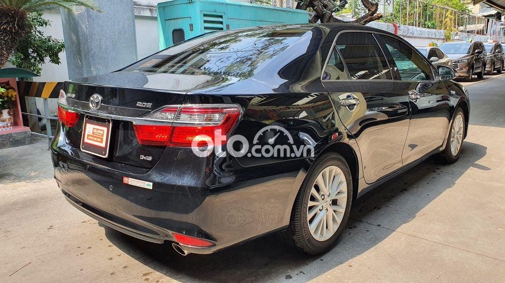 Toyota Camry 2019 - Bán ô tô Toyota Camry năm 2019, màu đen còn mới