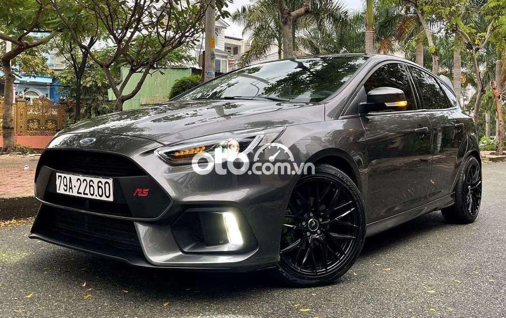 Ford Focus   1.5  2019 - Xe Ford Focus 1.5 đời 2019, màu xám, xe nhập còn mới