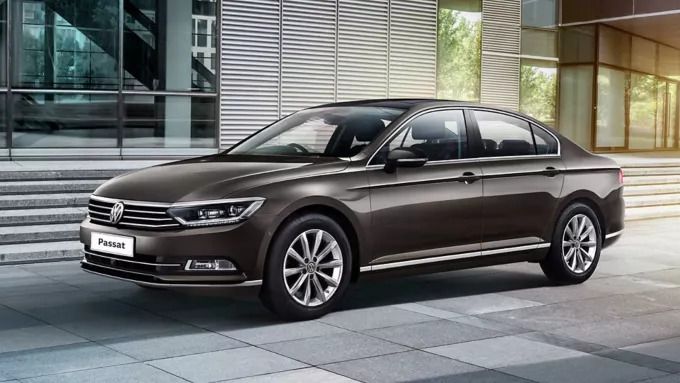 Volkswagen Passat 2018 - Volkswagen Passat Bluemotion giảm mạnh 200tr - Sedan nhập khẩu trực tiếp đẳng cấp của Đức