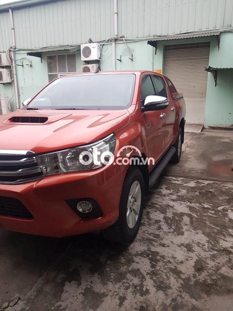 Toyota Hilux    2015 - Bán Toyota Hilux 2015, màu đỏ, nhập khẩu nguyên chiếc  