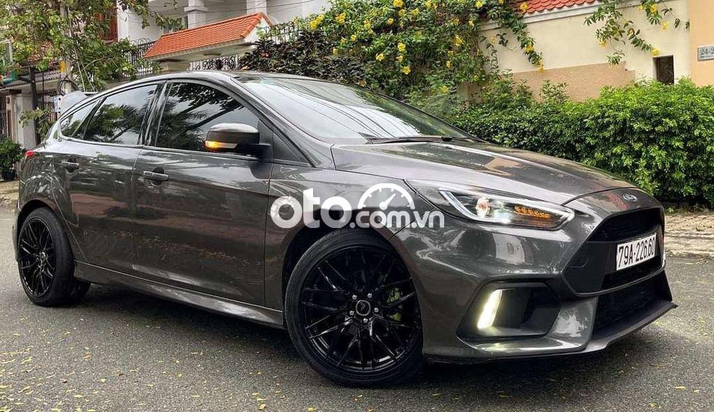 Ford Focus   1.5  2019 - Xe Ford Focus 1.5 đời 2019, màu xám, xe nhập còn mới