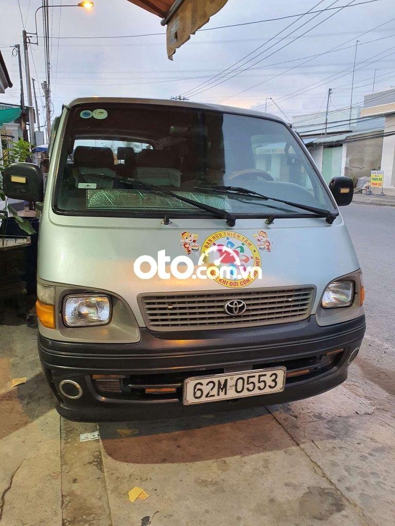 Toyota Hiace   2000 - Cần bán lại xe Toyota Hiace đời 2000