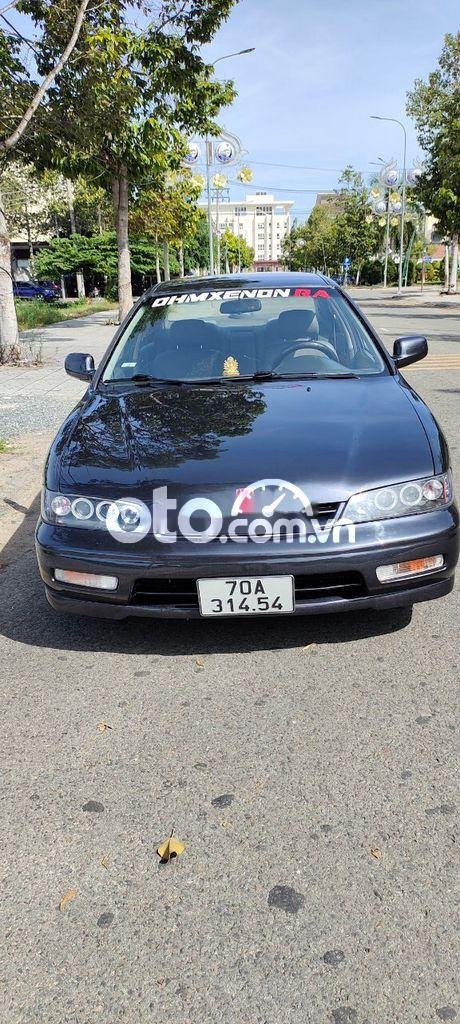 Honda Accord 1995 - Bán xe Honda Accord đời 1995, màu đen, nhập khẩu nguyên chiếc