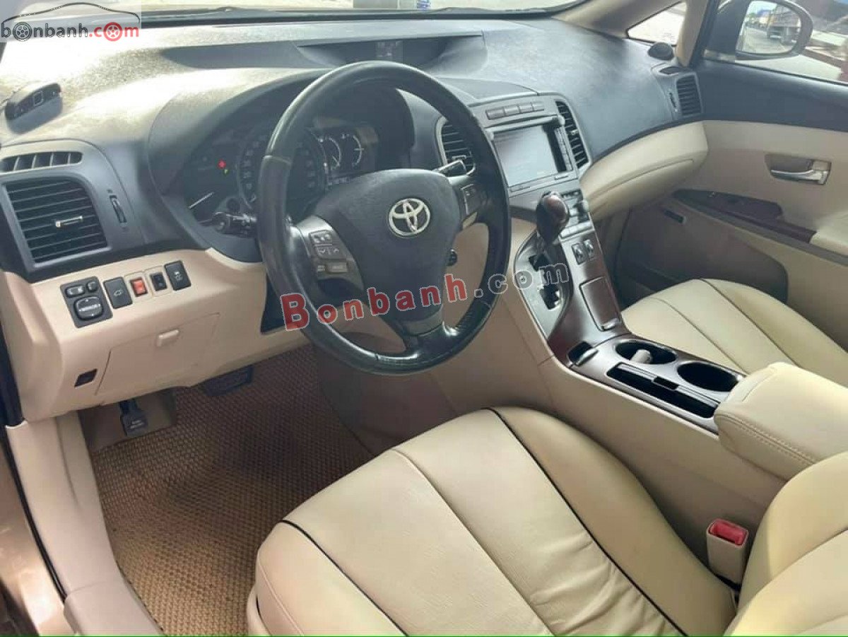 Toyota Venza   2.7 AT 2010 - Cần bán xe Toyota Venza 2.7 AT 2010, xe nhập, giá tốt