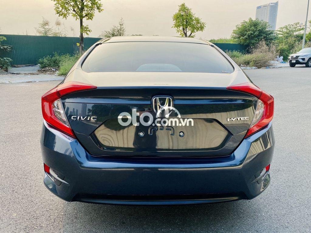 Honda Civic 2018 - Xe Honda Civic năm sản xuất 2018, màu đen, nhập khẩu nguyên chiếc  