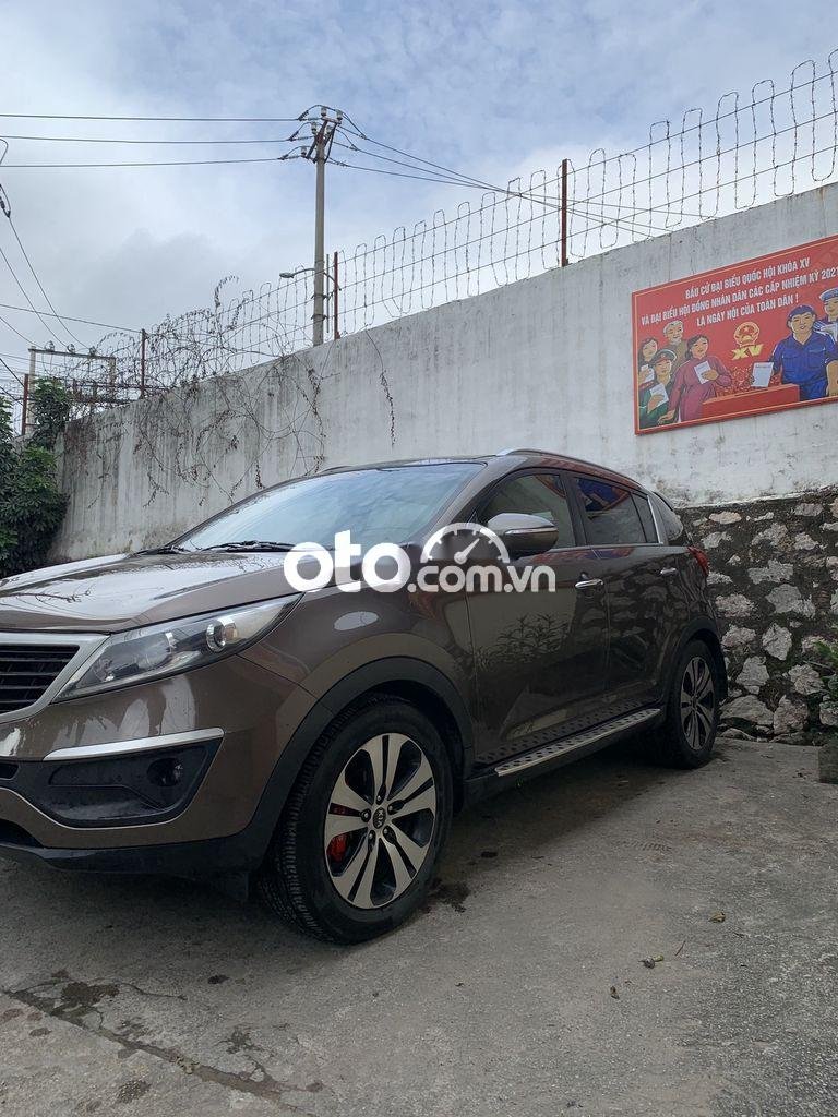 Kia Sportage 2011 - Cần bán Kia Sportage sản xuất 2011, nhập khẩu nguyên chiếc còn mới